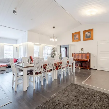 Riverside Family House Near Santa Claus Village - Sauna & Aurora View *