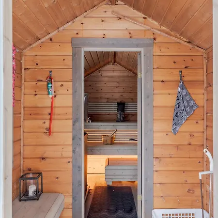 Riverside Family House Near Santa Claus Village - Sauna & Aurora View