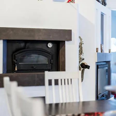 Riverside Family House Near Santa Claus Village - Sauna & Aurora View Apartment *