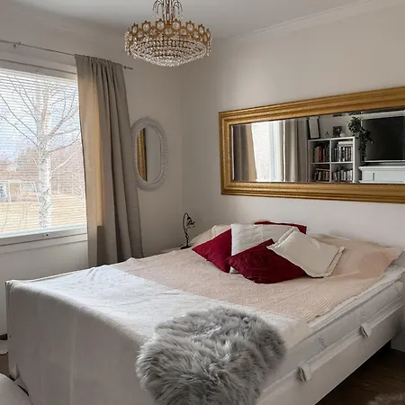 Riverside Family House Near Santa Claus Village - Sauna & Aurora View Apartmán