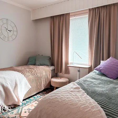 Riverside Family House Near Santa Claus Village - Sauna & Aurora View רובניימי