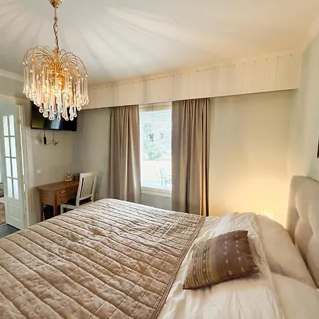 דירה Riverside Family House Near Santa Claus Village - Sauna & Aurora View רובניימי