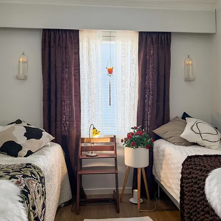 Riverside Family House Near Santa Claus Village - Sauna & Aurora View דירה רובניימי